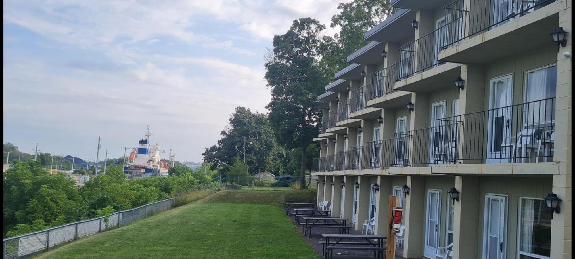 The Inn At Lock Seven Thorold Εξωτερικό φωτογραφία
