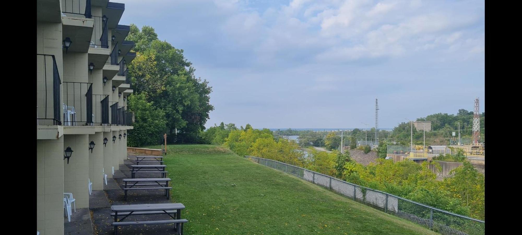 The Inn At Lock Seven Thorold Εξωτερικό φωτογραφία