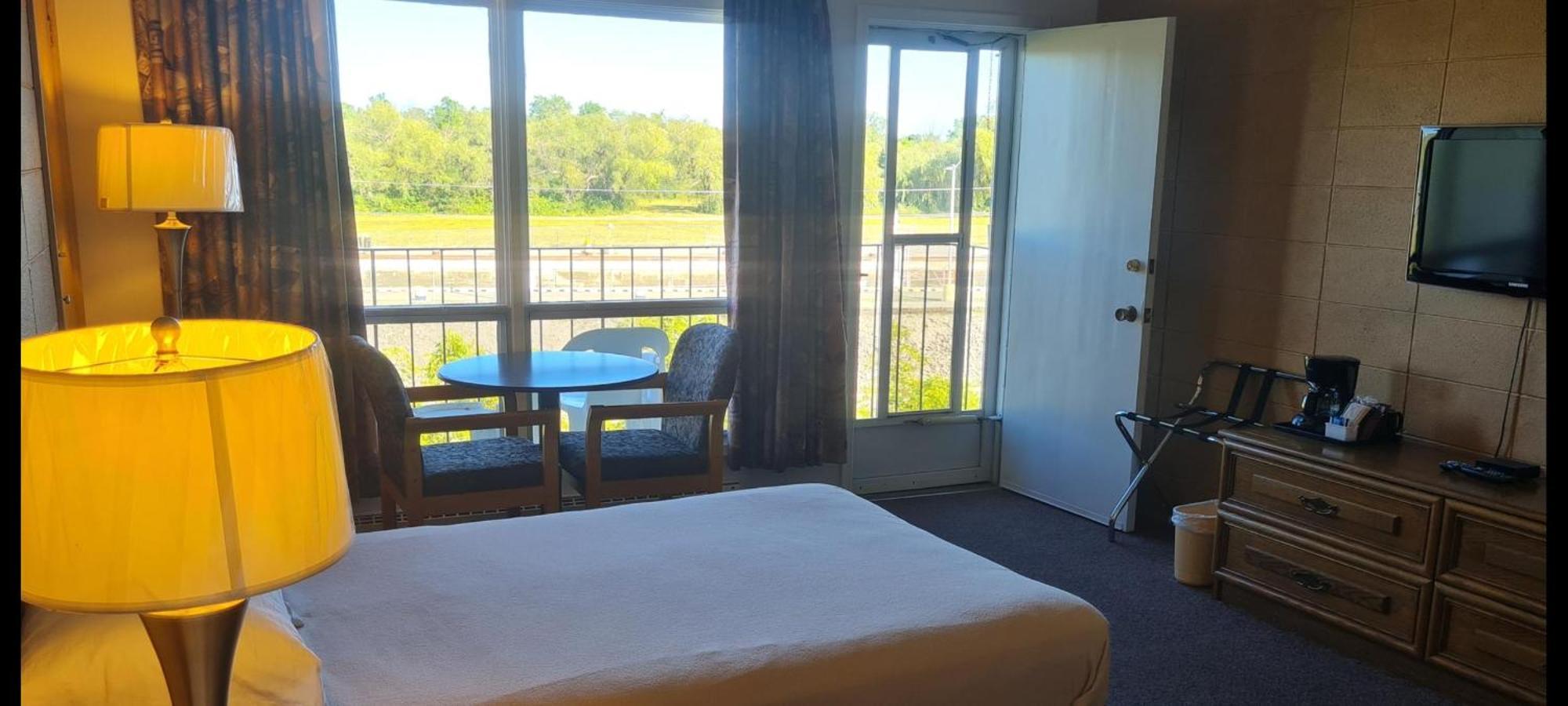 The Inn At Lock Seven Thorold Εξωτερικό φωτογραφία